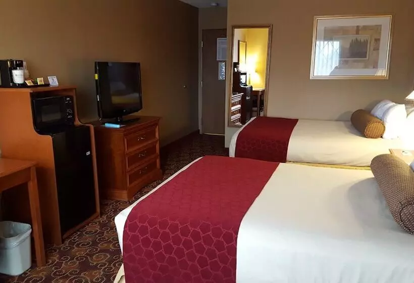 ２ダブルベッドのスタンダードルーム, Best Western Plus The Inn At Sharon/foxboro