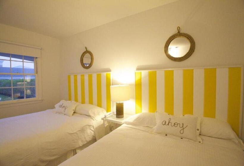 스탠다드 룸 더블 침대 2개, Capri Southampton