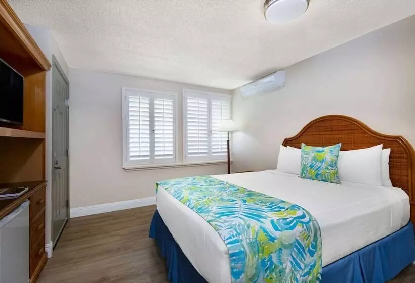 オーシャンビュースイート, Days Inn By Wyndham Maui Oceanfront
