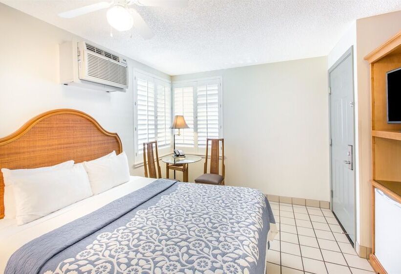 Люкс, Days Inn By Wyndham Maui Oceanfront
