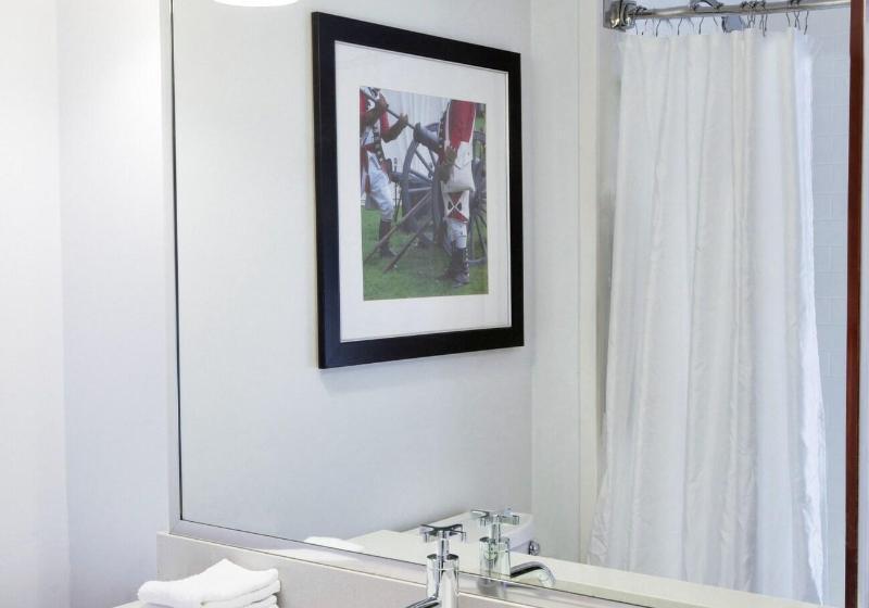 Стандартный Номер Кровать Кинг, Four Points Philadelphia Northeast