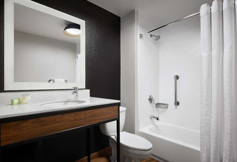 اتاق استاندارد با 2 تخت دوبل, Killington Mountain Lodge, Tapestry Collection By Hilton