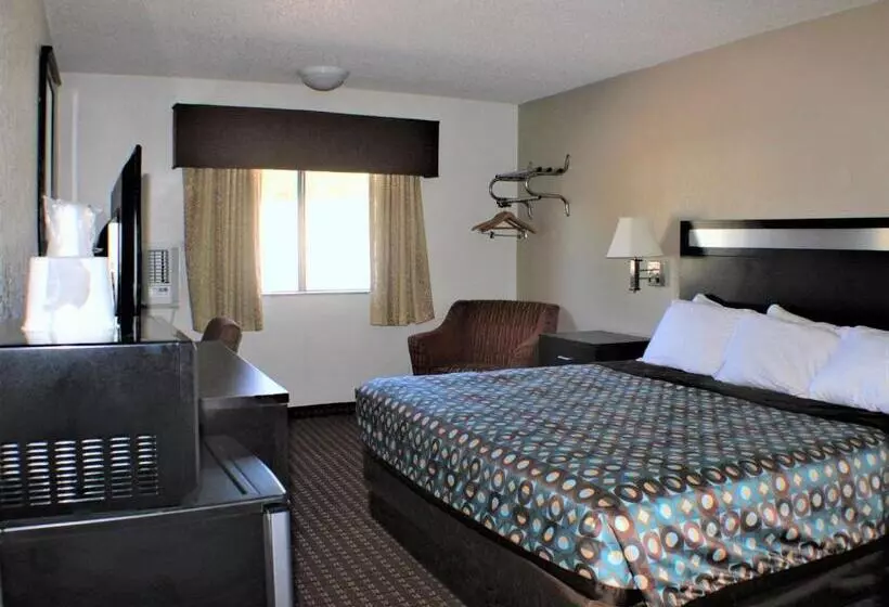 キングサイズベッドのスタンダードルーム, Knights Inn Payson