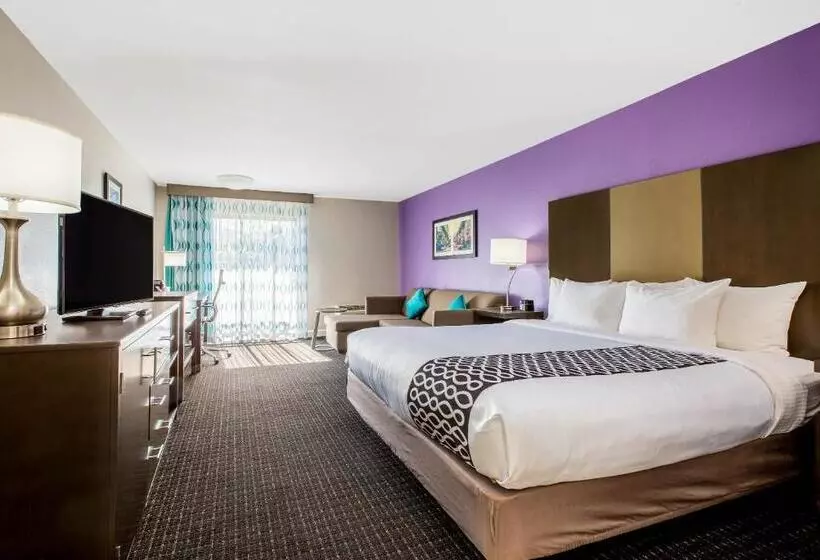 اتاق لوکس با تخت بزرگ, La Quinta By Wyndham Pomona