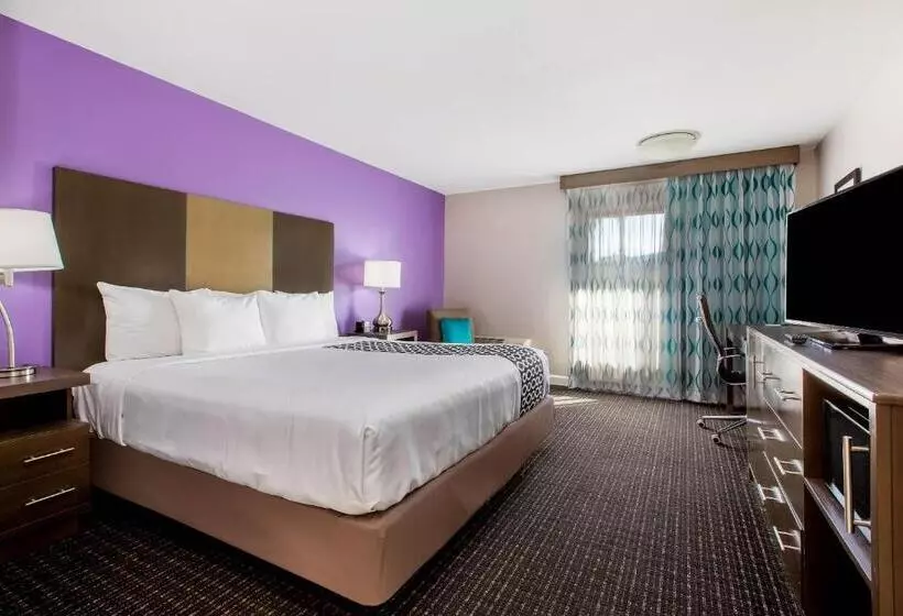 اتاق استاندارد در طبقه همکف, La Quinta By Wyndham Pomona
