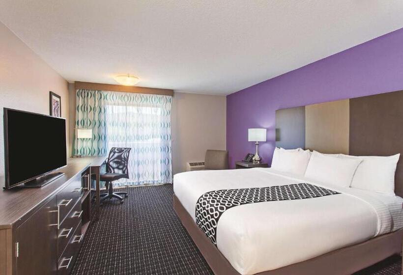 غرفة قياسية سرير كينج, La Quinta By Wyndham Pomona