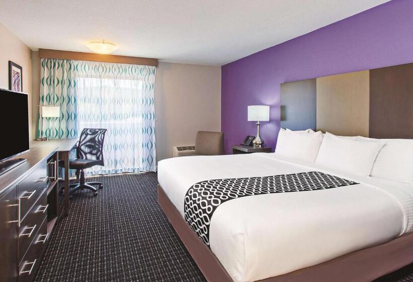 غرفة قياسية بالطابق الأرضى, La Quinta By Wyndham Pomona