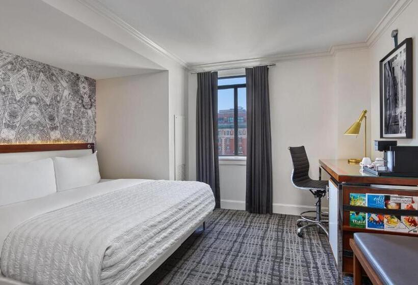 클래식 룸 킹 침대, Le Méridien Indianapolis