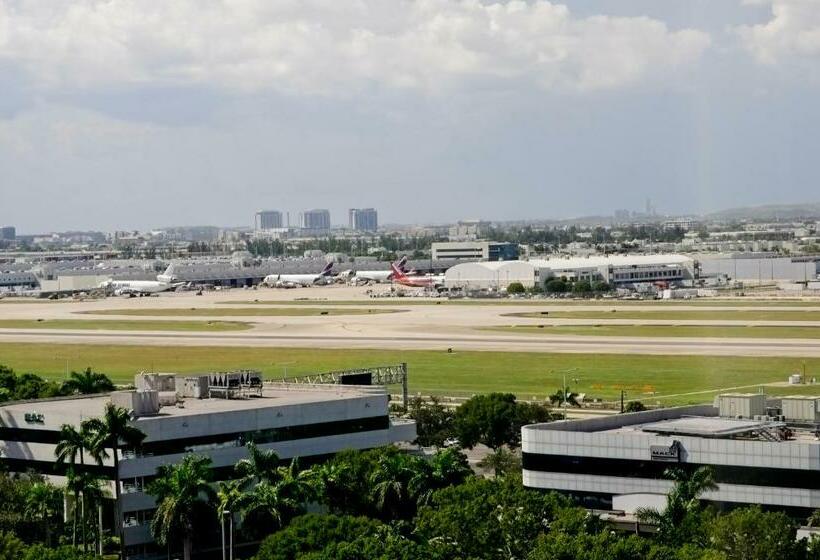 シティビューのスーペリアルーム, Pullman Miami Airport