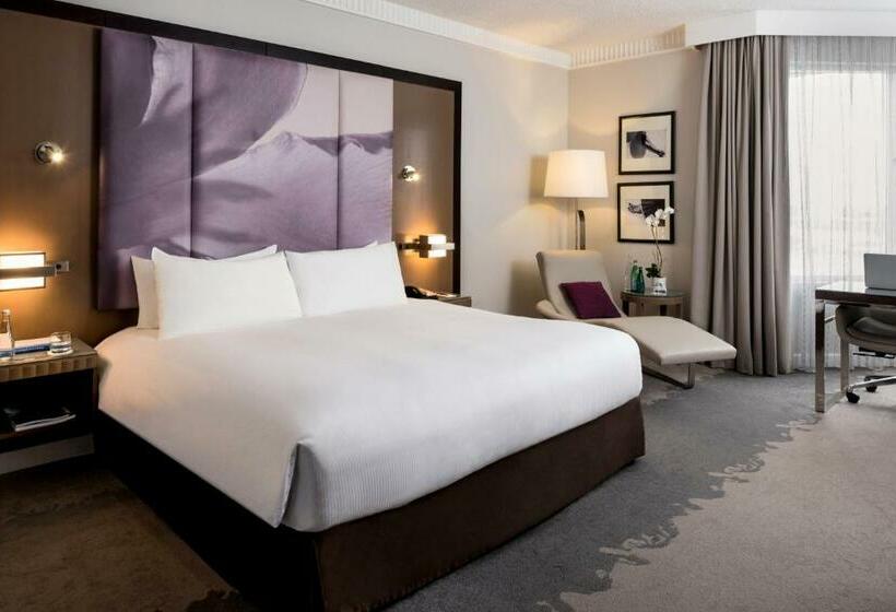 キングサイズベッドのスーペリアルーム, Pullman Miami Airport