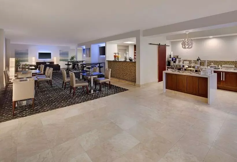 クラブルーム, Sheraton Orlando North