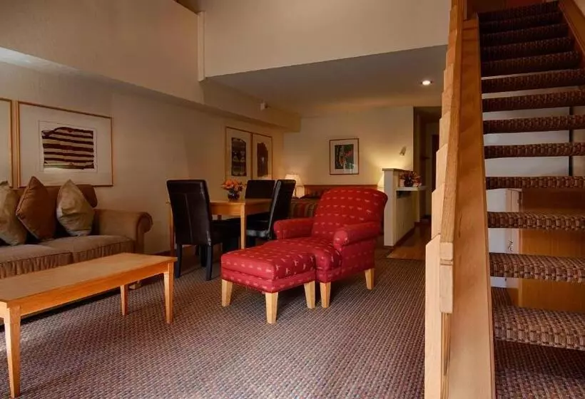 سوییت, Squaw Valley Lodge