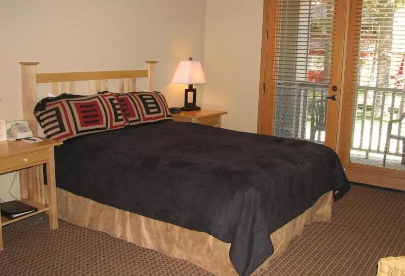 سوئیت دلوکس 2 خوابه, Squaw Valley Lodge