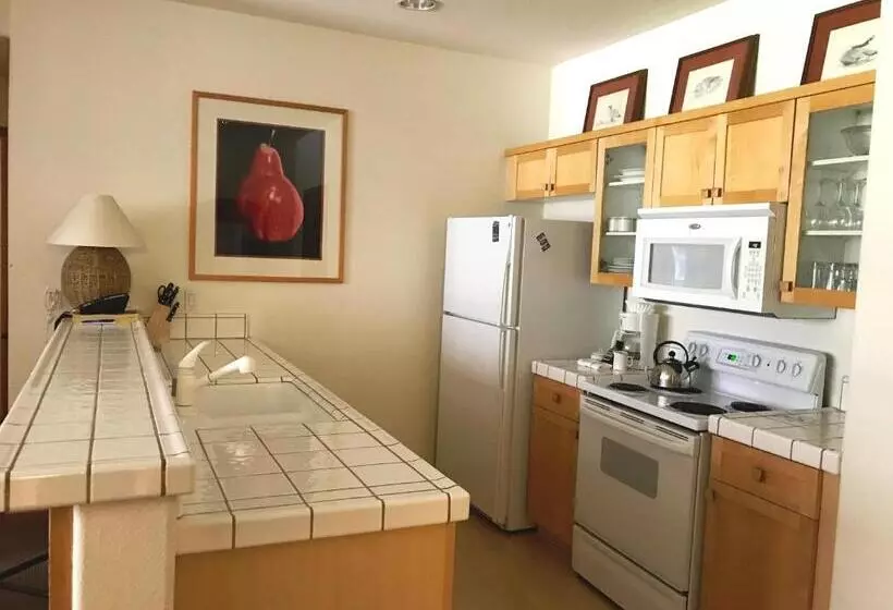 سوئیت پریمیوم, Squaw Valley Lodge
