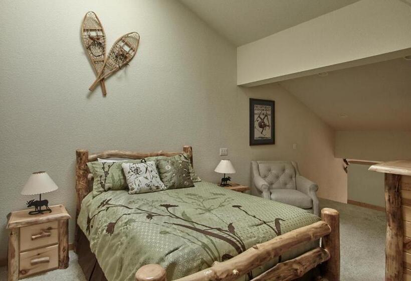 Номер Премиум, Squaw Valley Lodge