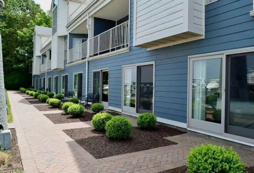 クイーンサイズベッドのスイートルーム, St Michaels Harbour Inn, Marina And Spa