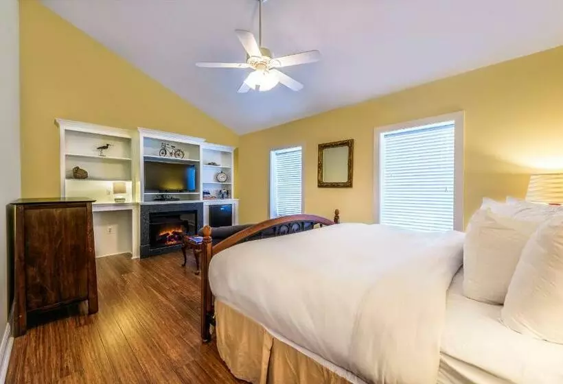 キングサイズベッド、ビュー付きデラックスルーム, St Michaels Harbour Inn, Marina And Spa