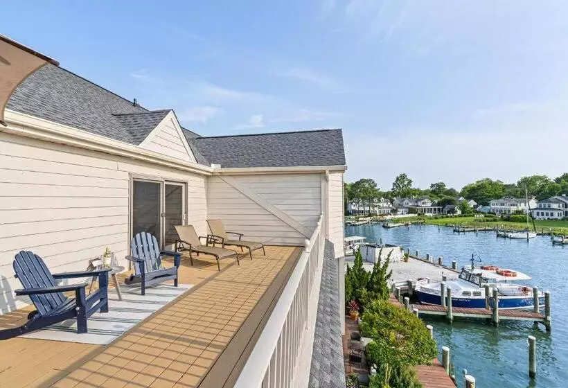 キングサイズベッドのスイートルーム, St Michaels Harbour Inn, Marina And Spa