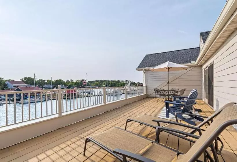 キングサイズベッドのスイートルーム, St Michaels Harbour Inn, Marina And Spa