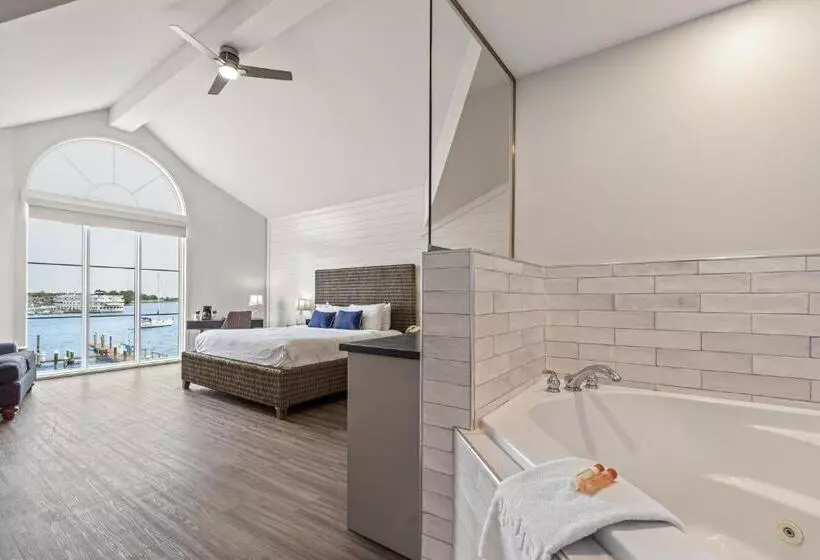 キングサイズベッドのスタンダードルーム, St Michaels Harbour Inn, Marina And Spa