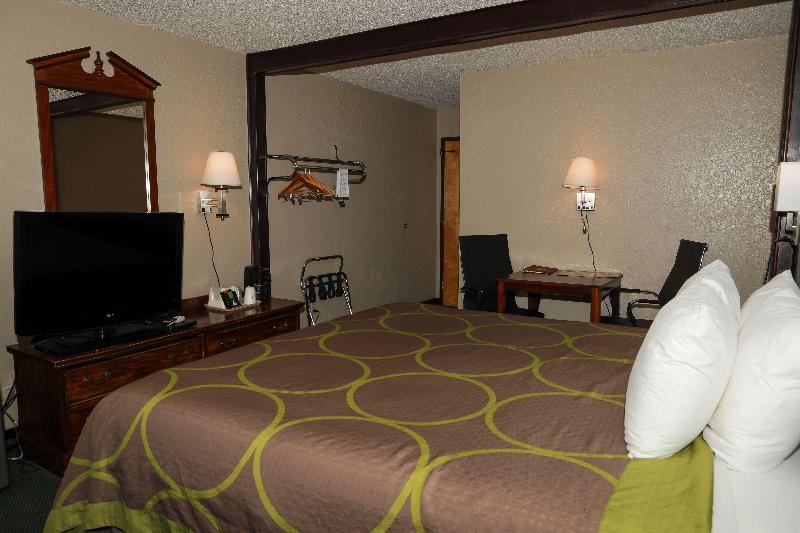 带大床的标准间, Super 8 By Wyndham Gallup