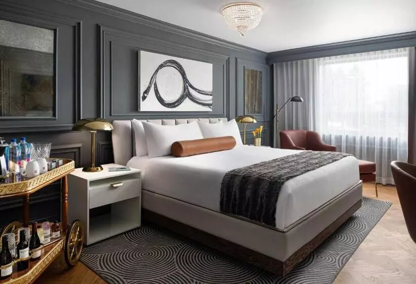 プレミアムルーム, The Drake Oak Brook, Autograph Collection