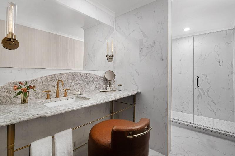 اتاق استاندارد, The Drake Oak Brook, Autograph Collection