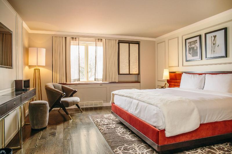 اتاق استاندارد با تخت بزرگ, The Drake Oak Brook, Autograph Collection