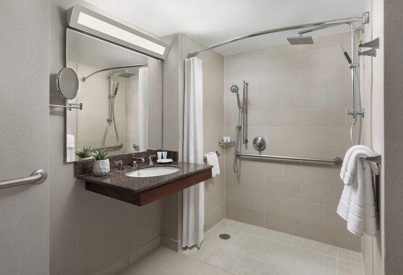 Номер Стандарт 2 Двуспальные Кровати, The Westin Long Beach