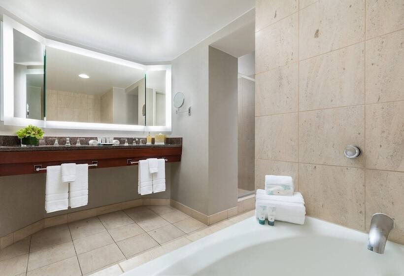 جناح رئاسى, The Westin Long Beach