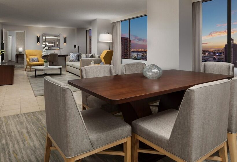 جناح رئاسى, The Westin Long Beach