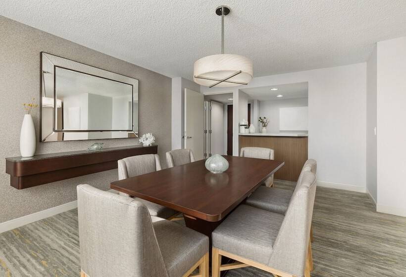 جناح رئاسى, The Westin Long Beach