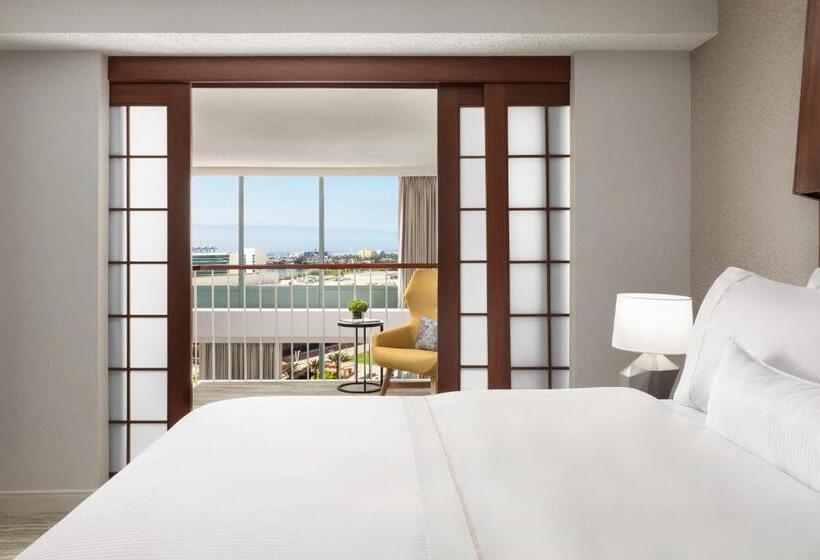 جناح سرير كينج, The Westin Long Beach