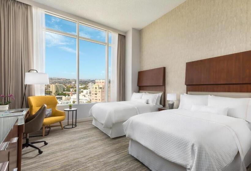 غرفه قياسيه سريرين مزدوجين, The Westin Long Beach