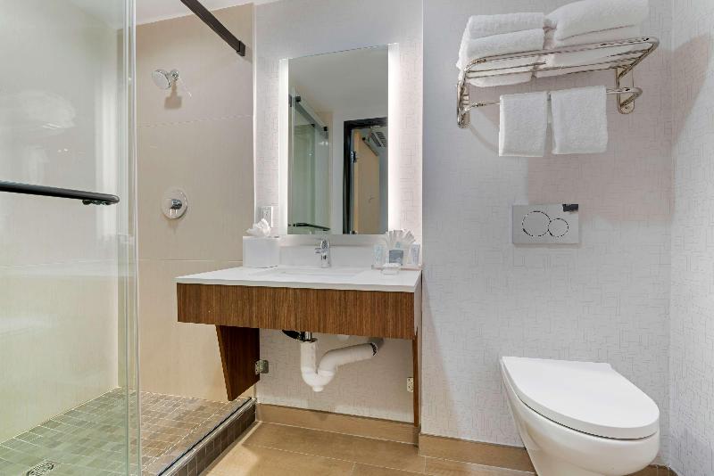 جناح إدارى سرير كينج, The Westin Long Beach