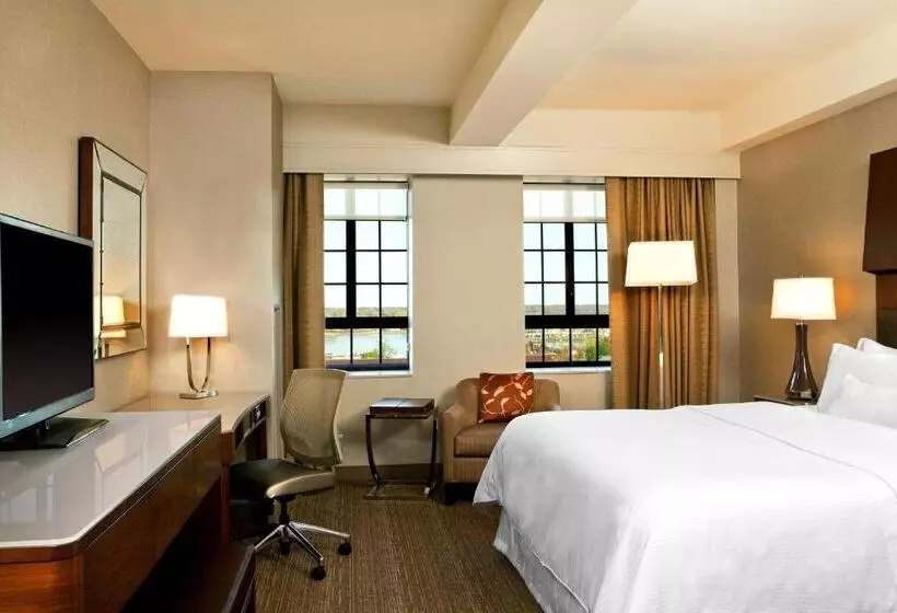 اتاق استاندارد با تخت بزرگ برای معلولان, The Westin Portland Harborview