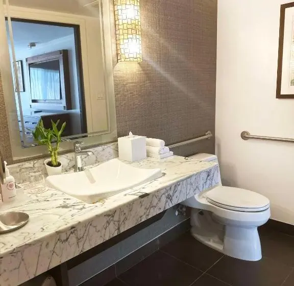 اتاق استاندارد با تخت بزرگ, Koa Kea Resort On Poipu Beach