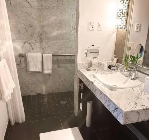 سوئیت با چشم‌انداز, Koa Kea Resort On Poipu Beach