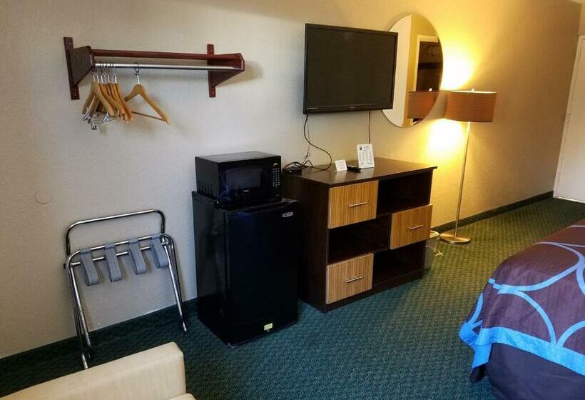 Номер Deluxe, Super 8 By Wyndham Bentonville