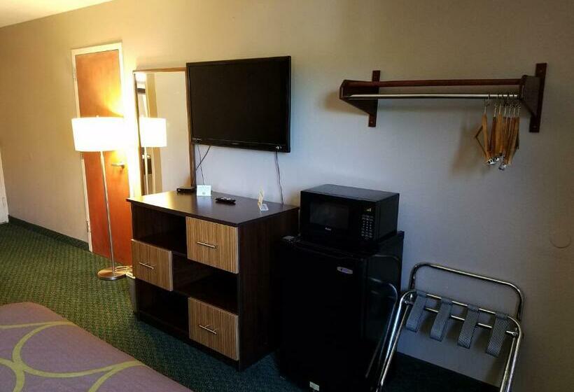 Номер Deluxe, Super 8 By Wyndham Bentonville