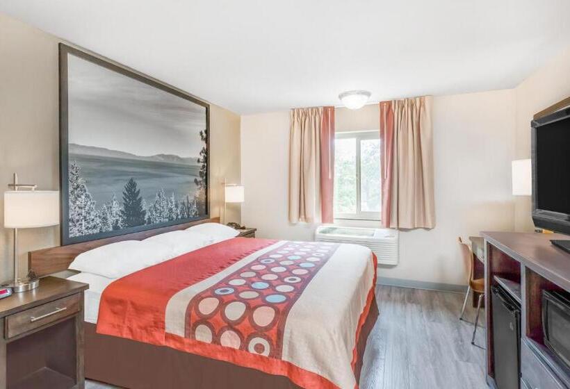 غرفة قياسية سرير كينج, Super 8 By Wyndham Redding