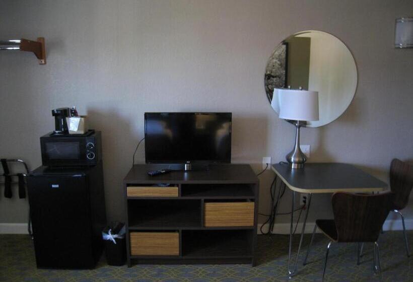 غرفة قياسية, Super 8 By Wyndham Willows