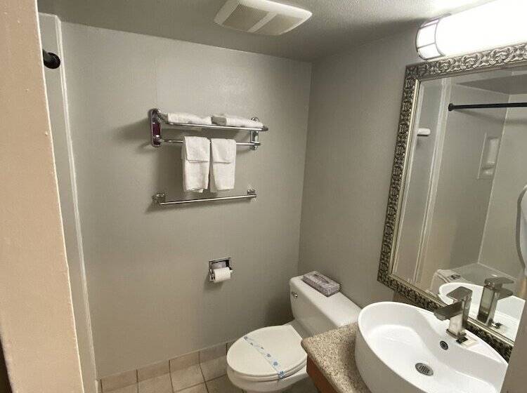 غرفة ديلوكس, Budget Inn Of Hayward