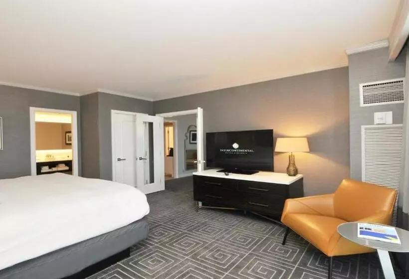 سوئیت جونیور با تخت بزرگ, Intercontinental Kansas City At The Plaza, An Ihg