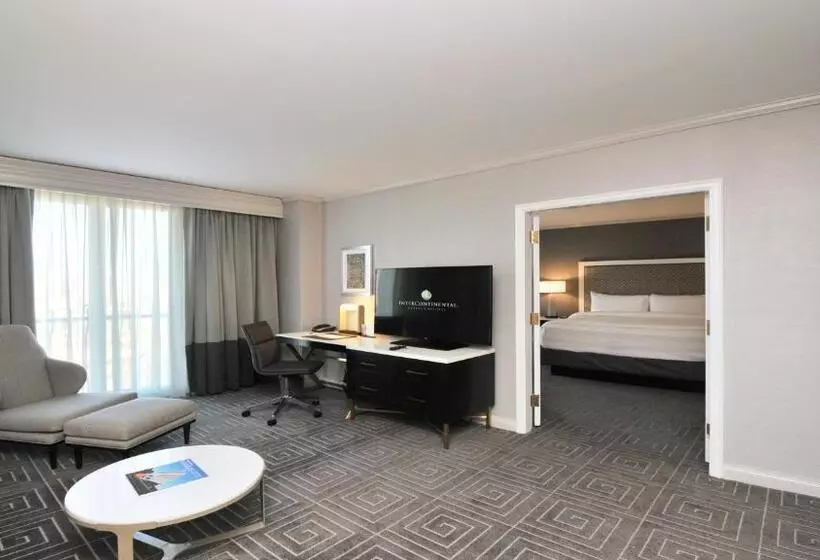 سوئیت با بالکن, Intercontinental Kansas City At The Plaza, An Ihg