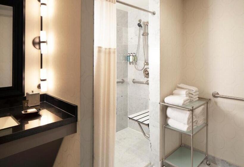 장애인을 위한 스탠다드 룸, Melrose Georgetown