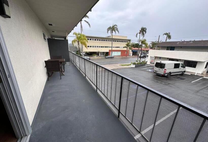 غرفة قياسية, Orange Tree Inn