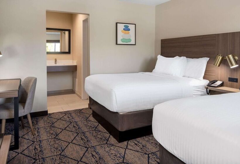 디럭스 룸, Ramada By Wyndham Modesto Yosemite Area