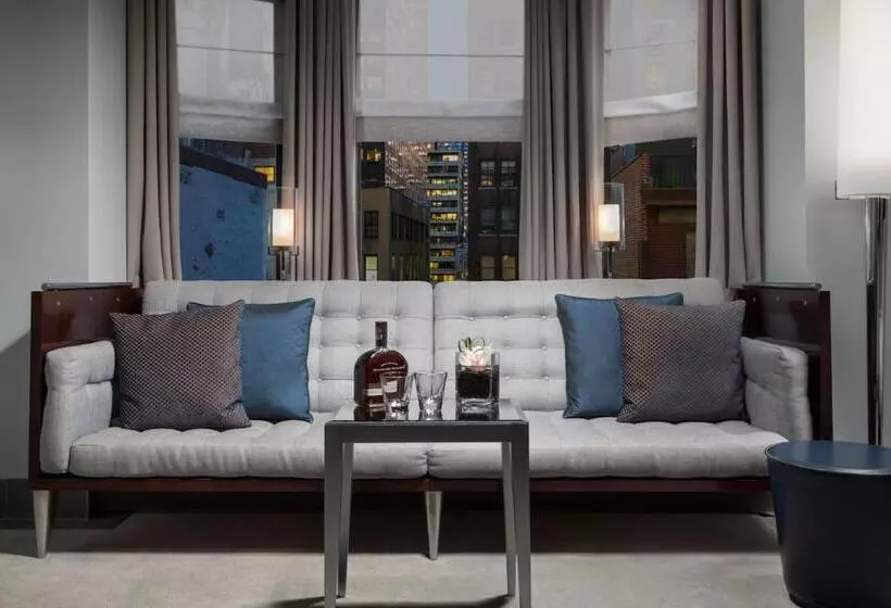 اتاق لوکس, Royalton New York