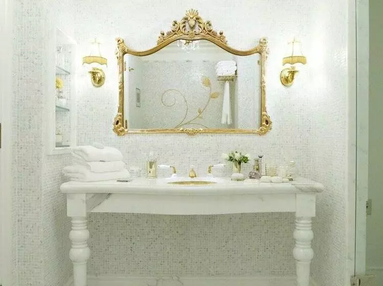ジュニアスイート, The Plaza